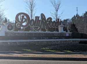 Entrance sign to Dollywood amusement park in Pigeon Forge, Tennessee.