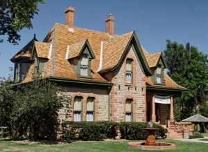 Avery House