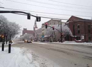 A northeastern view at the intersection of Main and Pearl streets in downtown Nashua, New Hampshire