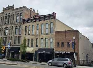 Buildings in downtown Findlay, Ohio