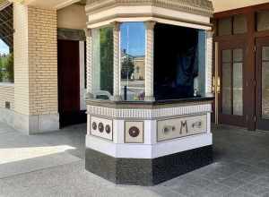 Built in 1928, this Mediterranean Revival-style theater served as a movie theater for half a century, closing in 1978.  The theater mostly sat vacant until 1992, when it was purchased by Dave Longaberger and The Longaberger Company and subsequently