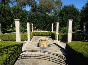 The Adelaide Polk Fuller Garden at the Fort Worth Botanic Garden in Fort Worth, Texas (United States).