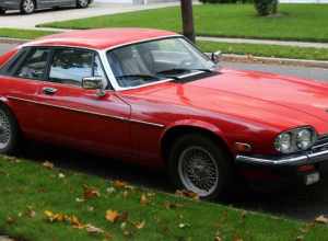 A 1989 Jaguar XJ-S V12 Coupé, federalized (North American) specifications.